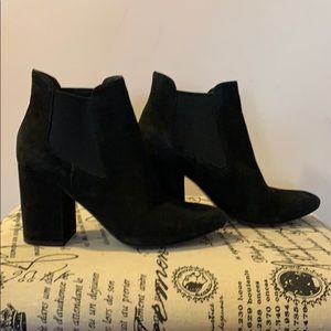 Cole haan black pointy booties